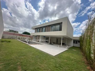 Villa duplex 7 pièces avec piscine — Cocody Riviera Golf