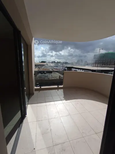 Appartement standing 4 pièces — Marcory Zone 4