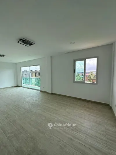 Appartement 3 pièces neuf — Riviera Faya