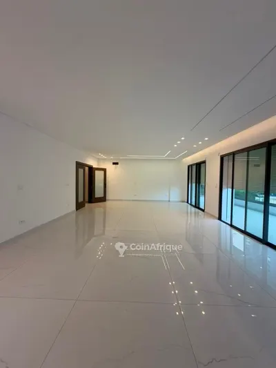 Location appartements 5 pièces - Marcory zone 4