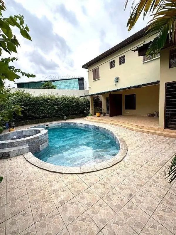 Villa duplex 7 pièces avec piscine — Marcory Zone 4