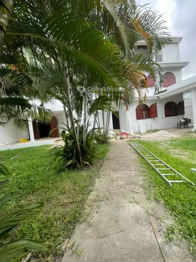 Villa triplex 7 pièces avec vue lagunaire — Mbadou