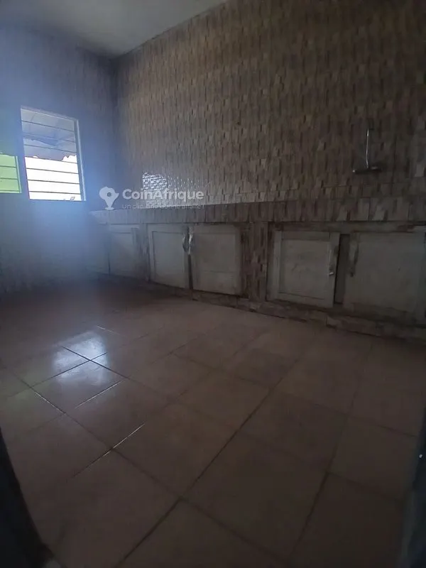 Appartement 2 pièces avec balcons — Cocody Angré Nouveau CHU