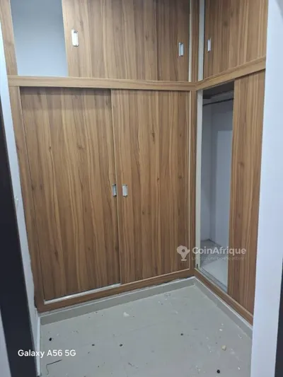 villa Cité Groupement 4000 · Yopougon