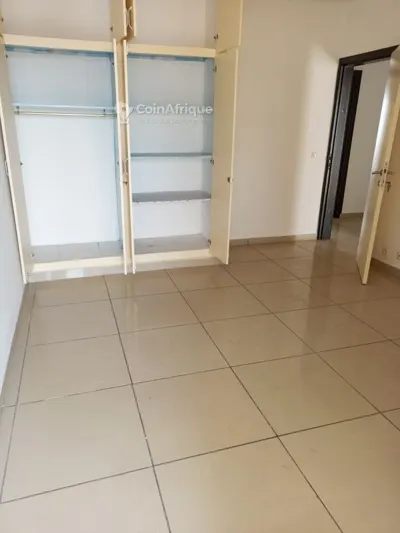 Appartement de standing — Zone 4